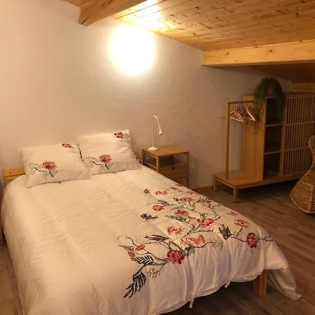 La Maisonnette Auvergnate Vertaizon Exterior foto