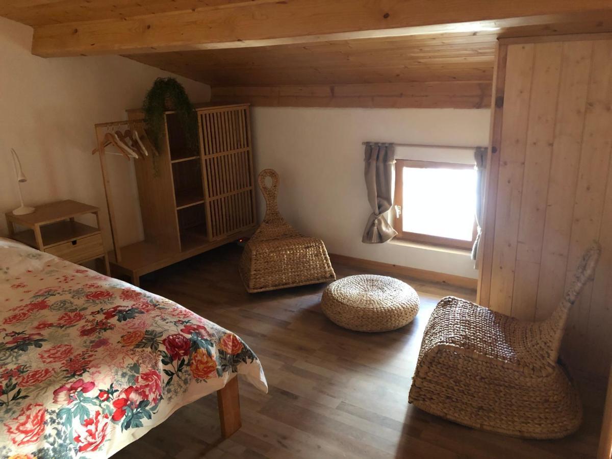 La Maisonnette Auvergnate Vertaizon Exterior foto